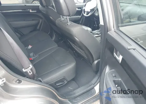 2015 Kia Sorento Lx from USA, damaged, VIN 5XYKTCA69FG612558